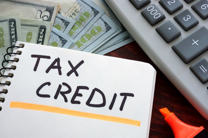 Can businesses claim both the ERTC and other tax credits simultaneously?